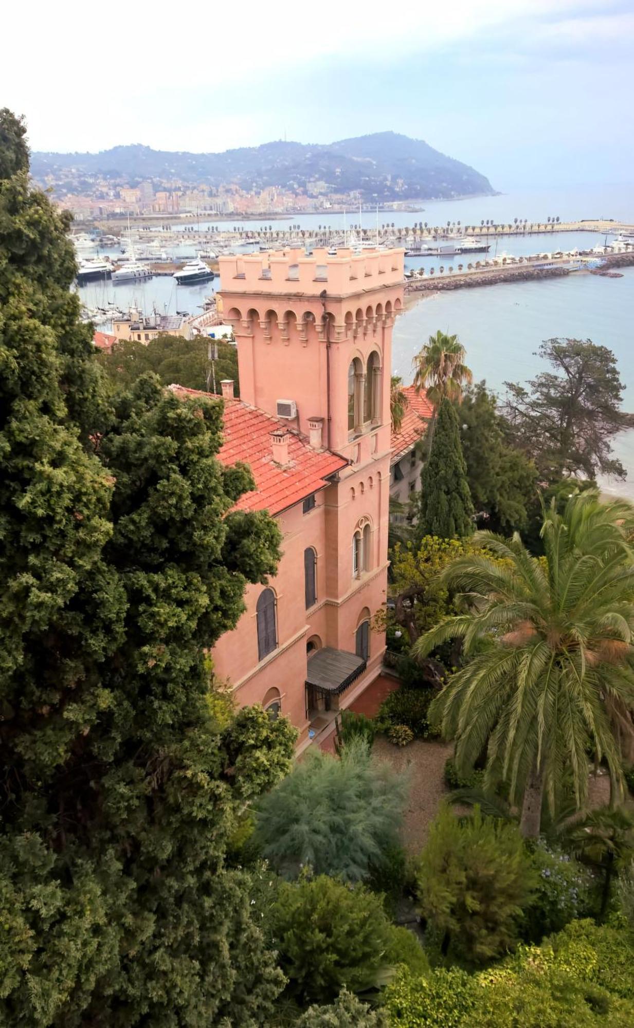 Ferienwohnung The Shell - New Interior Look But Same Old Charme 200Mt From The Sea With Garden And Parking Nearby Imperia Exterior foto
