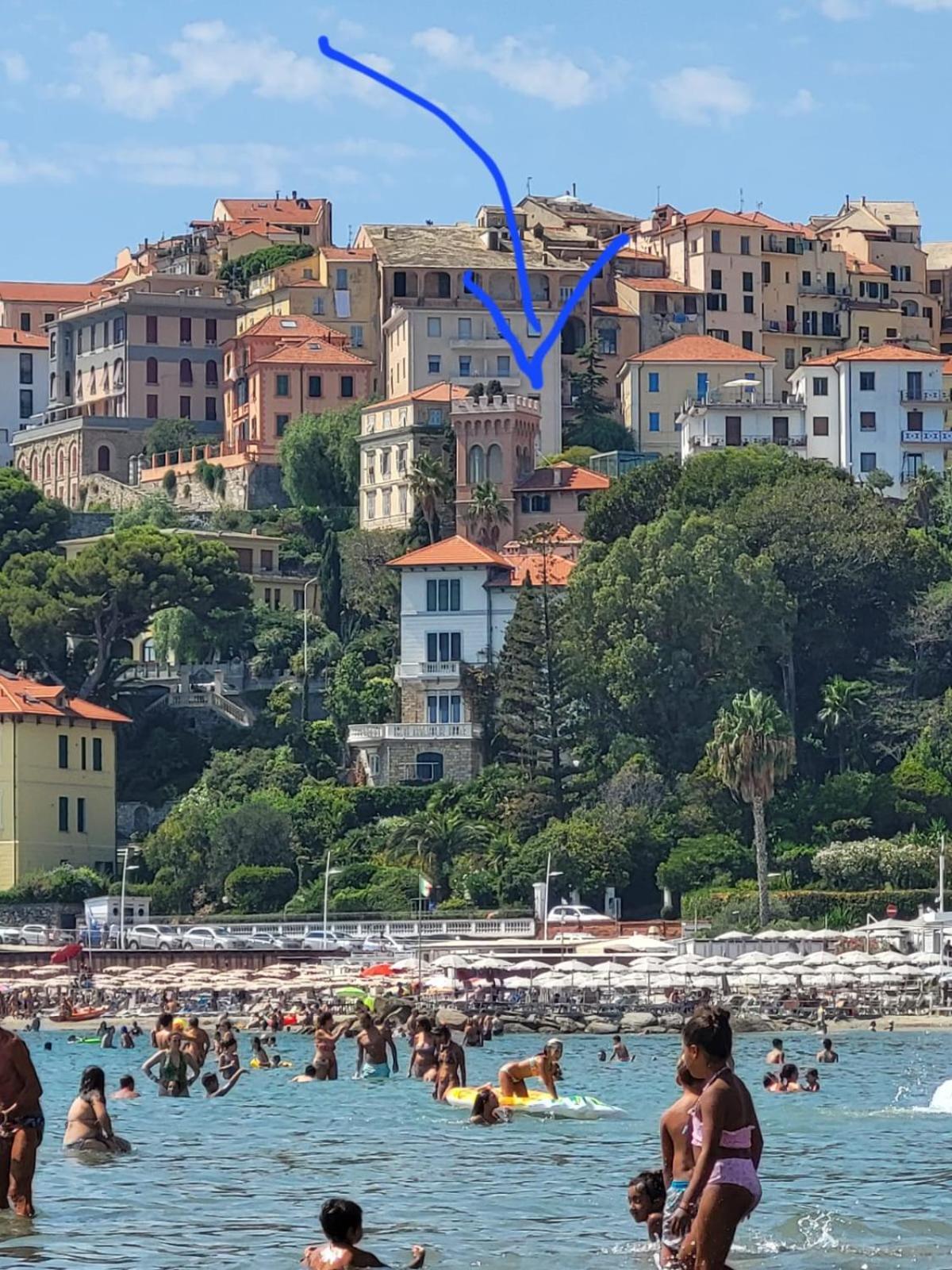 Ferienwohnung The Shell - New Interior Look But Same Old Charme 200Mt From The Sea With Garden And Parking Nearby Imperia Exterior foto
