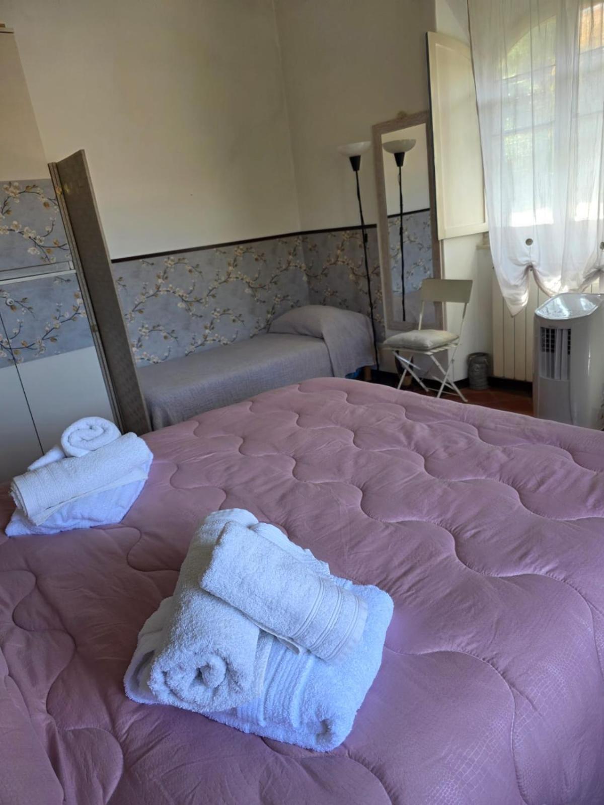 Ferienwohnung The Shell - New Interior Look But Same Old Charme 200Mt From The Sea With Garden And Parking Nearby Imperia Exterior foto